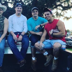 Meet your Posher, Christopher